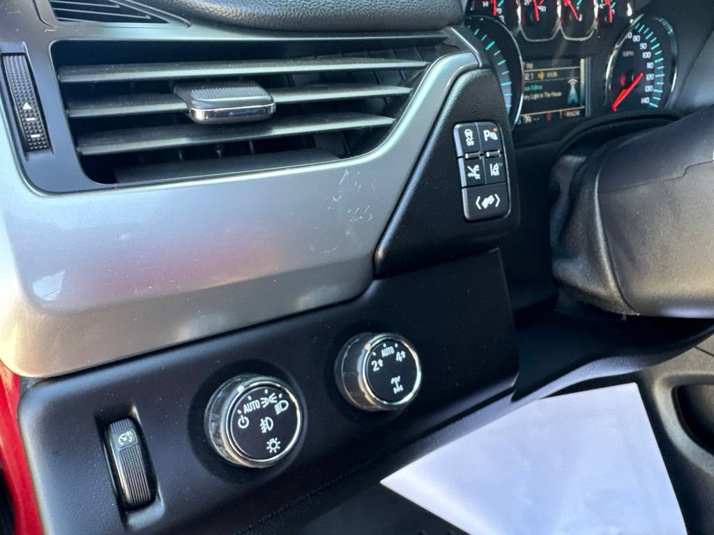 Used 2015 Chevrolet Suburban LTZ AWD/4WD image 18