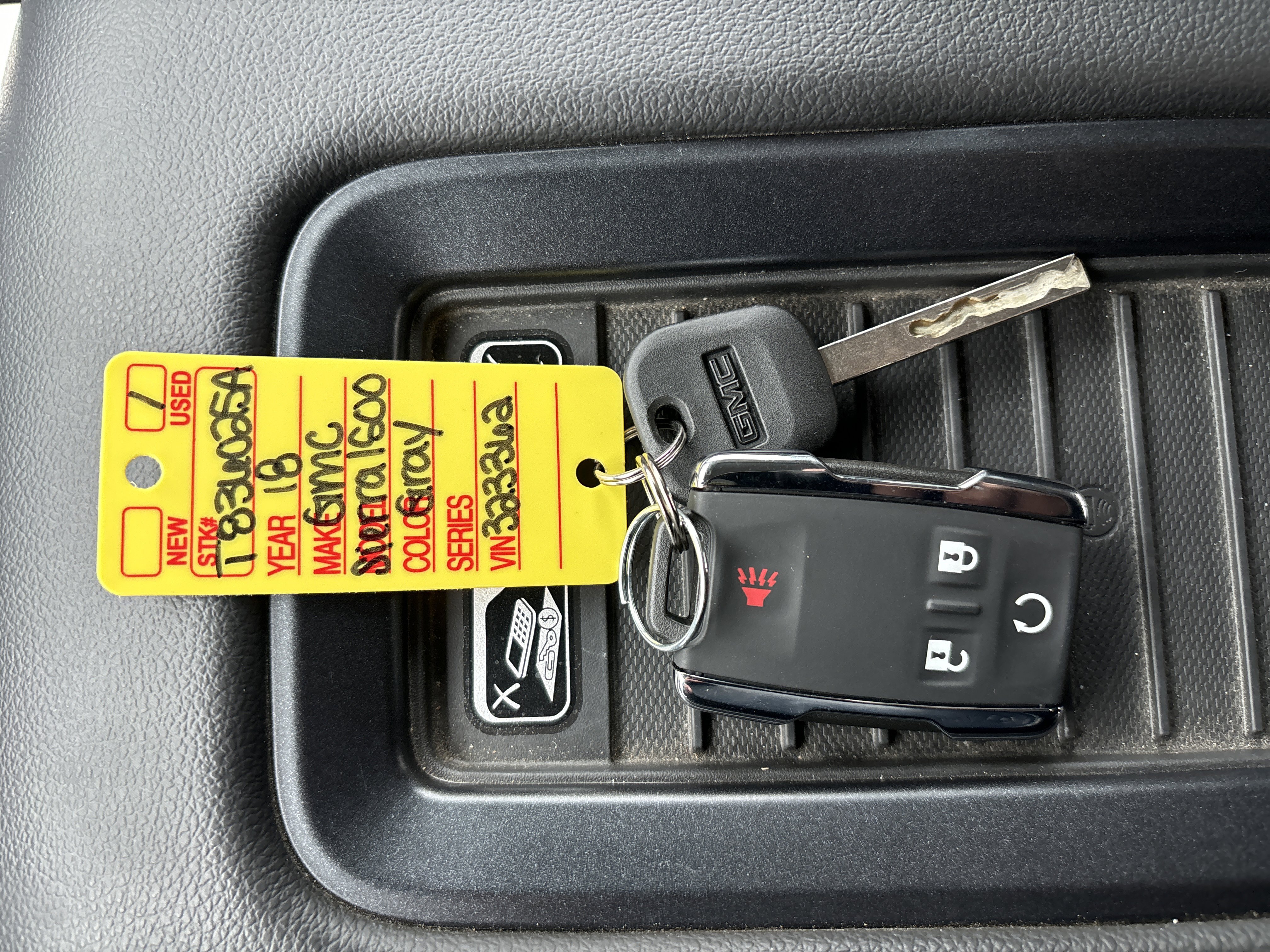 Used 2018 GMC Sierra 1500 SLT image 29