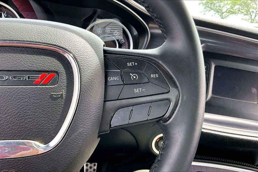 Used 2015 Dodge Challenger R/T w/ Quick Order Package 22B R/T RWD image 20