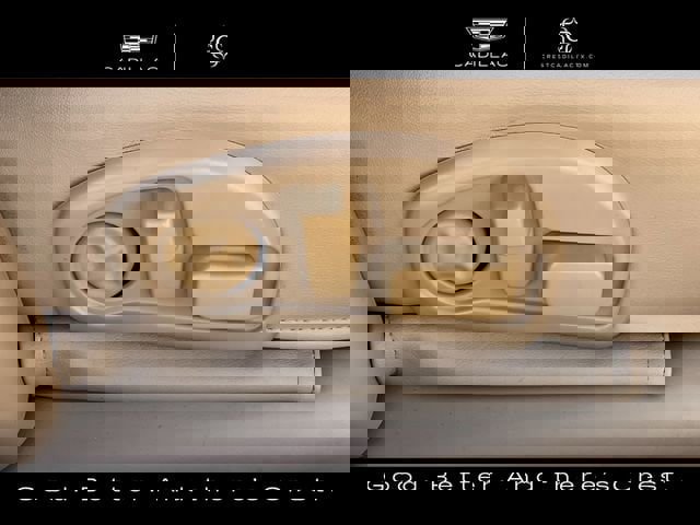 Used 2005 Cadillac De Ville w/ Equipment Group image 23