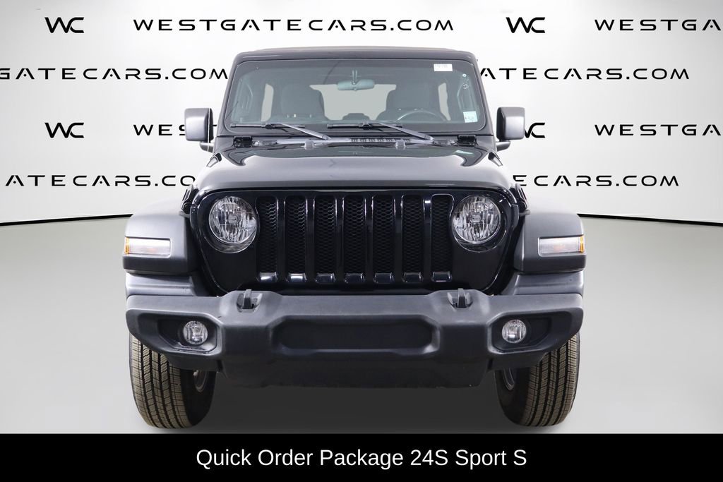 Used 2022 Jeep Wrangler Unlimited Sport image 2