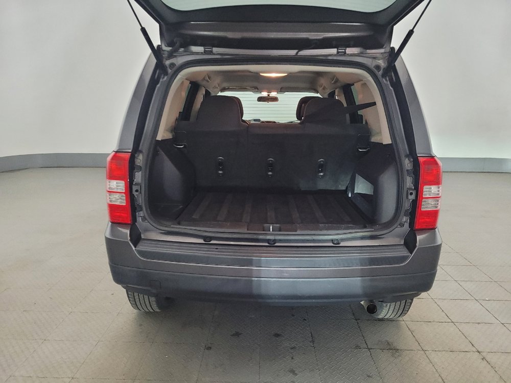 Used 2015 Jeep Patriot Sport w/ Power Value Group AWD/4WD image 29