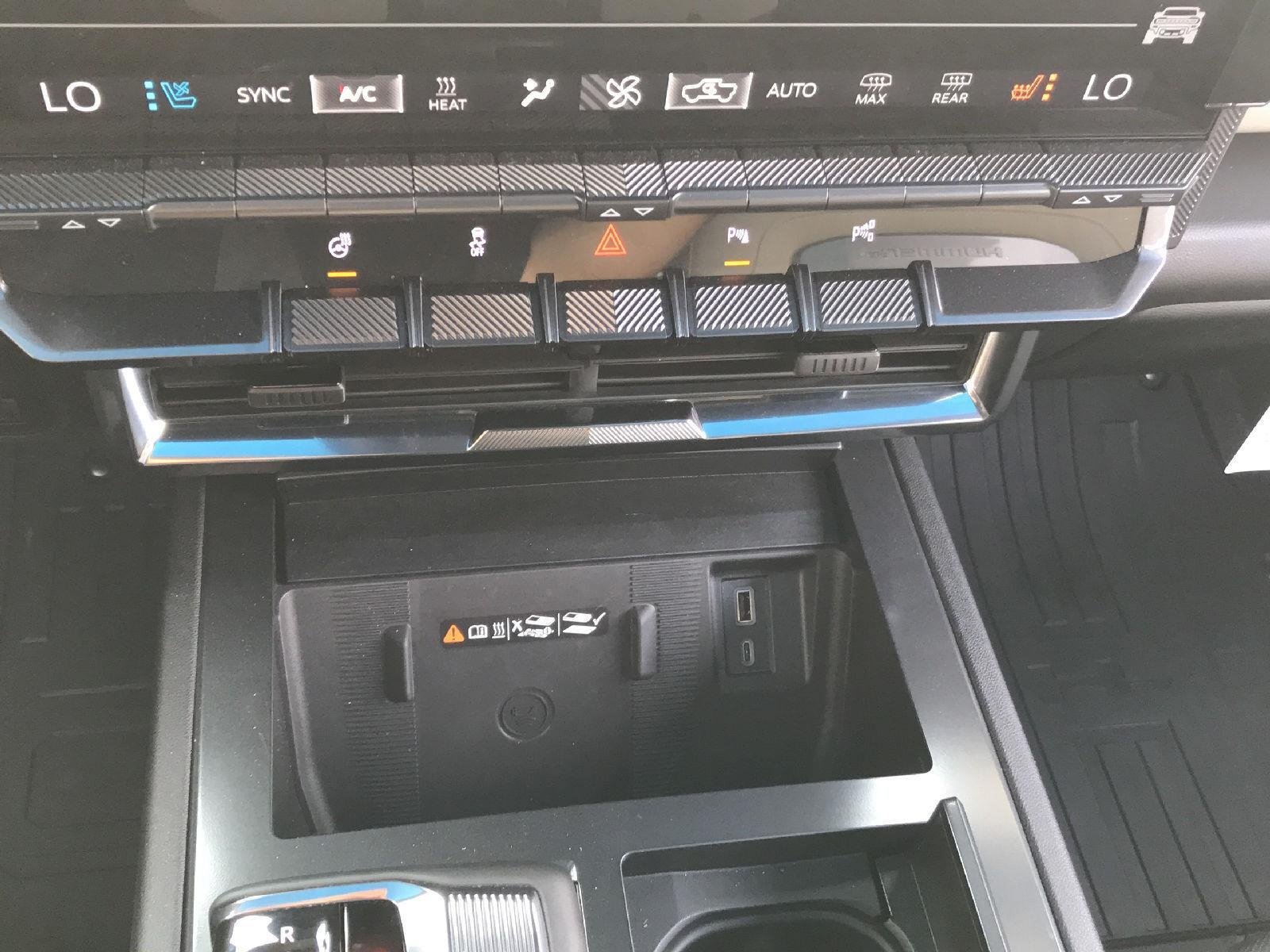 Used 2026 GMC Hummer EV SUV AWD/4WD image 59