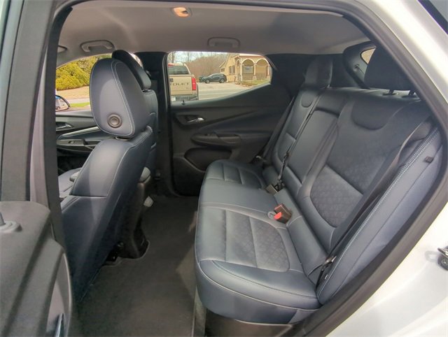 Certified 2022 Chevrolet Bolt EUV LT w/ Convenience Package image 24