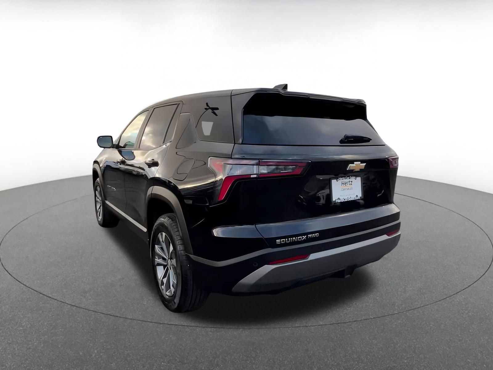 Used 2025 Chevrolet Equinox LT image 11