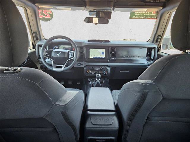 Used 2023 Ford Bronco 2-Door AWD/4WD image 16