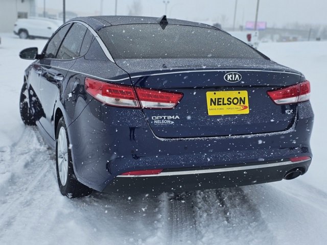 Used 2016 Kia Optima EX w/ Premium Package image 3