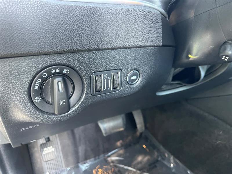 Used 2012 Dodge Charger R/T RWD image 21