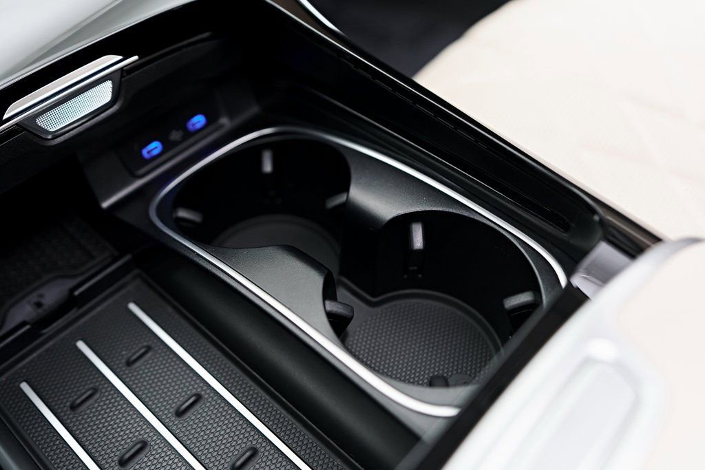 Used 2024 Mercedes-Benz S 580e 4MATIC Sedan image 70