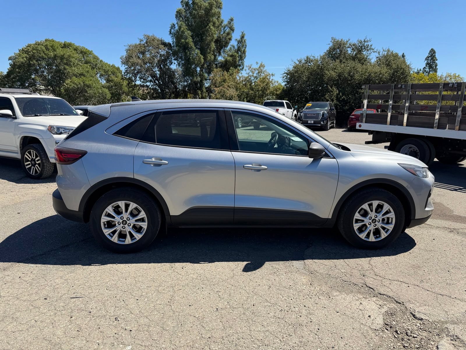 Used 2024 Ford Escape Active FWD image 6