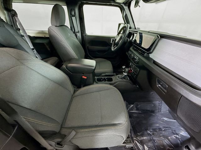 Used 2024 Jeep Wrangler Willys image 21