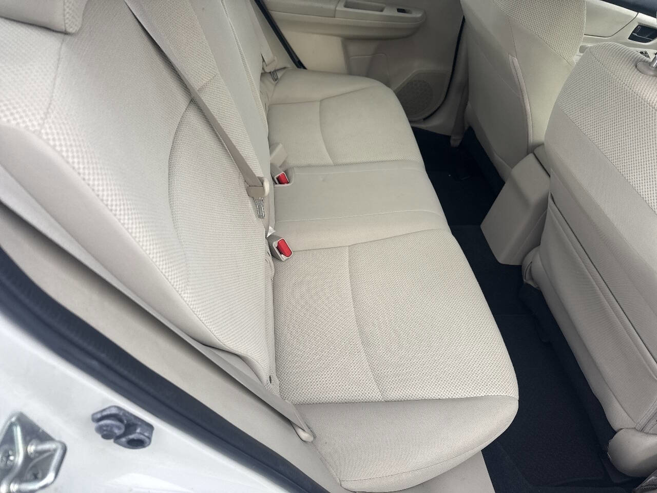 Used 2013 Subaru Impreza 2.0i image 7