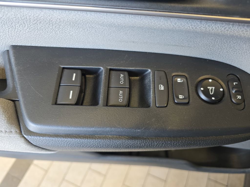Used 2020 Honda CR-V EX image 27