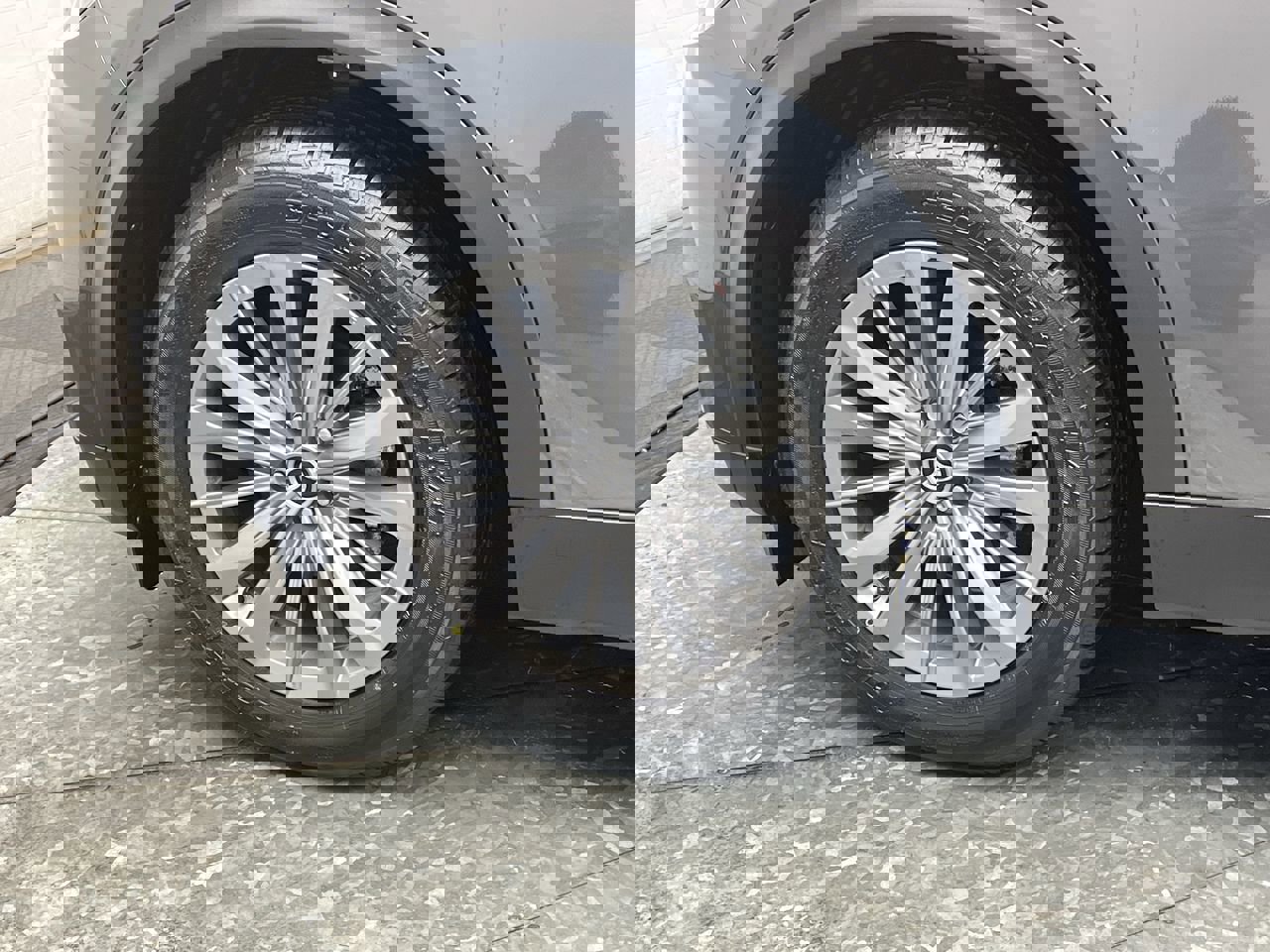 Certified 2024 MAZDA CX-90 3.3 Turbo w/ Preferred Plus image 37