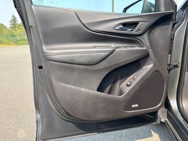 Used 2018 Chevrolet Equinox Premier AWD/4WD image 17