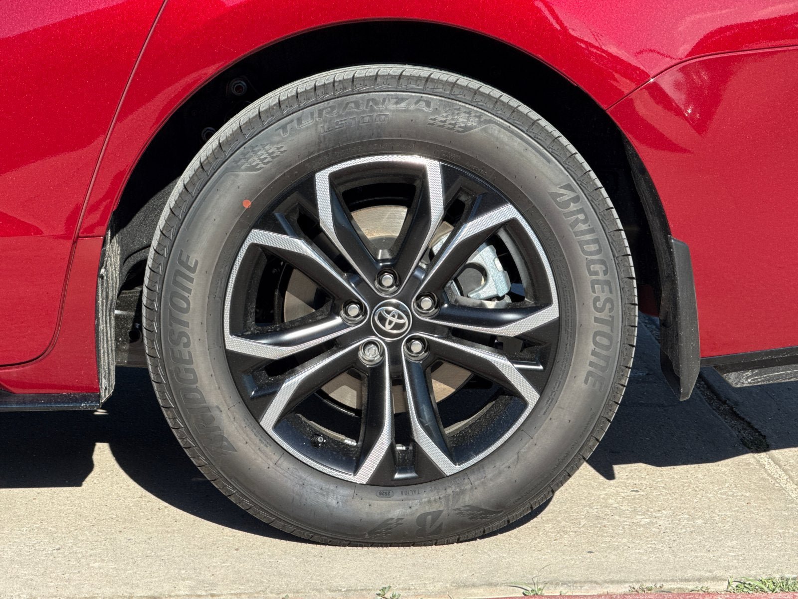 New 2026 Toyota Sienna Platinum AWD/4WD image 32