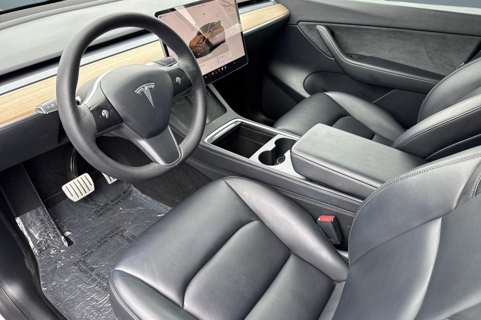 Used 2022 Tesla Model Y Performance AWD/4WD image 4