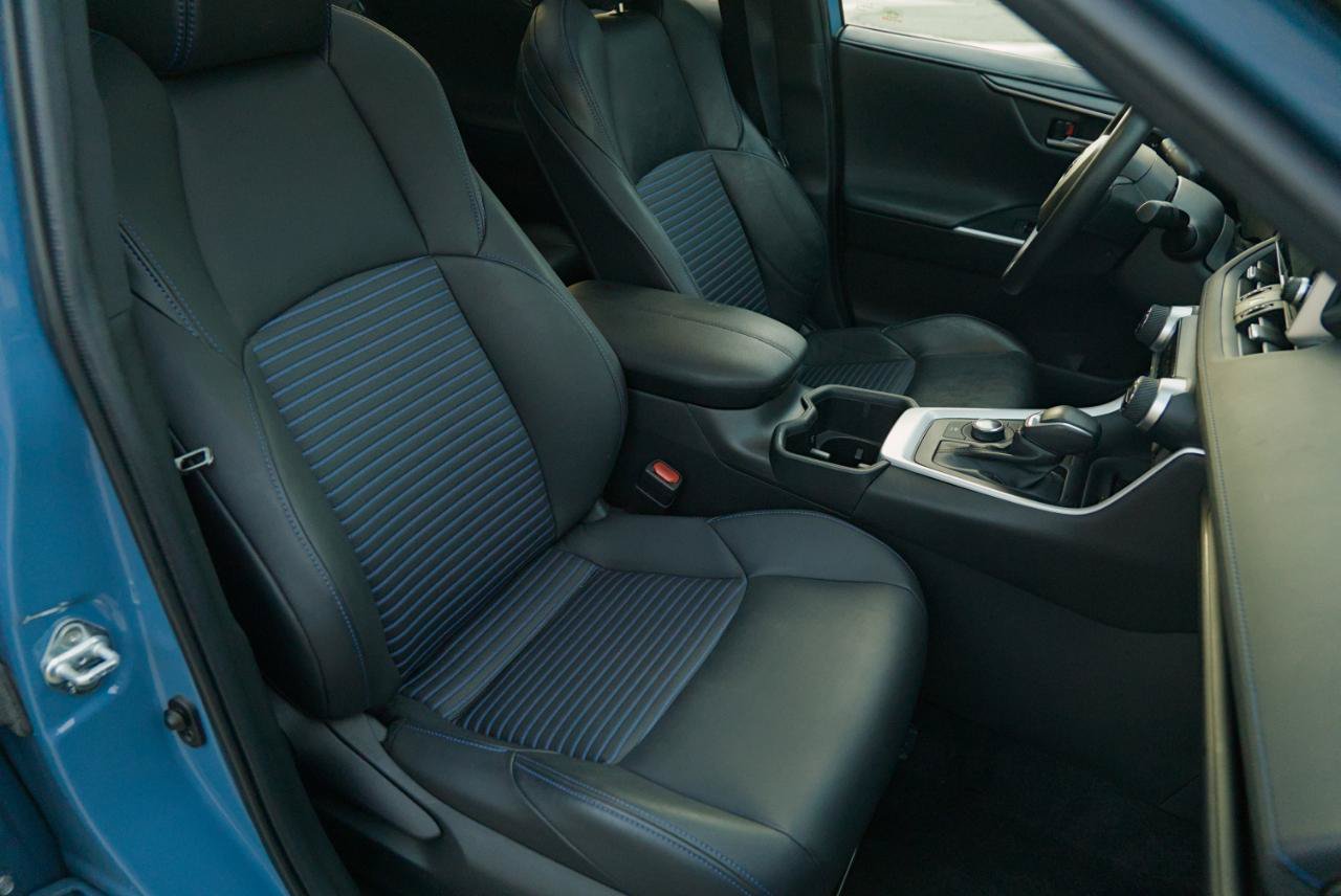 Used 2022 Toyota RAV4 XSE AWD/4WD image 30