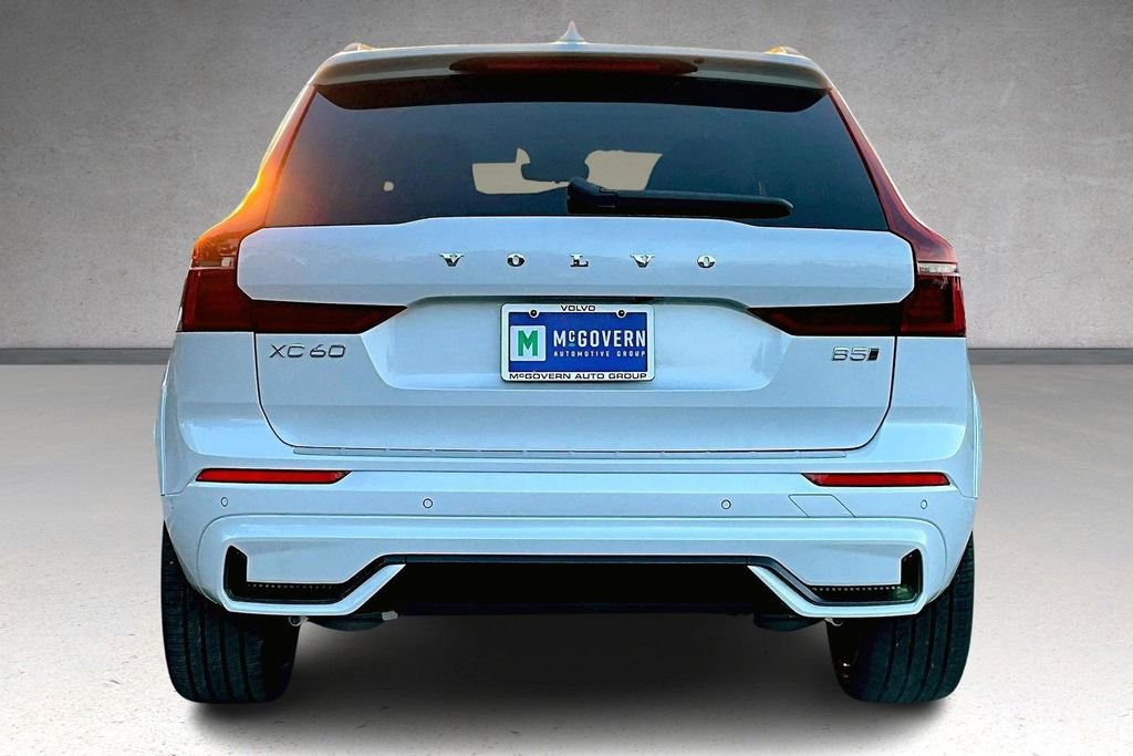 New 2026 Volvo XC60 B5 Ultra w/ Climate Package image 4