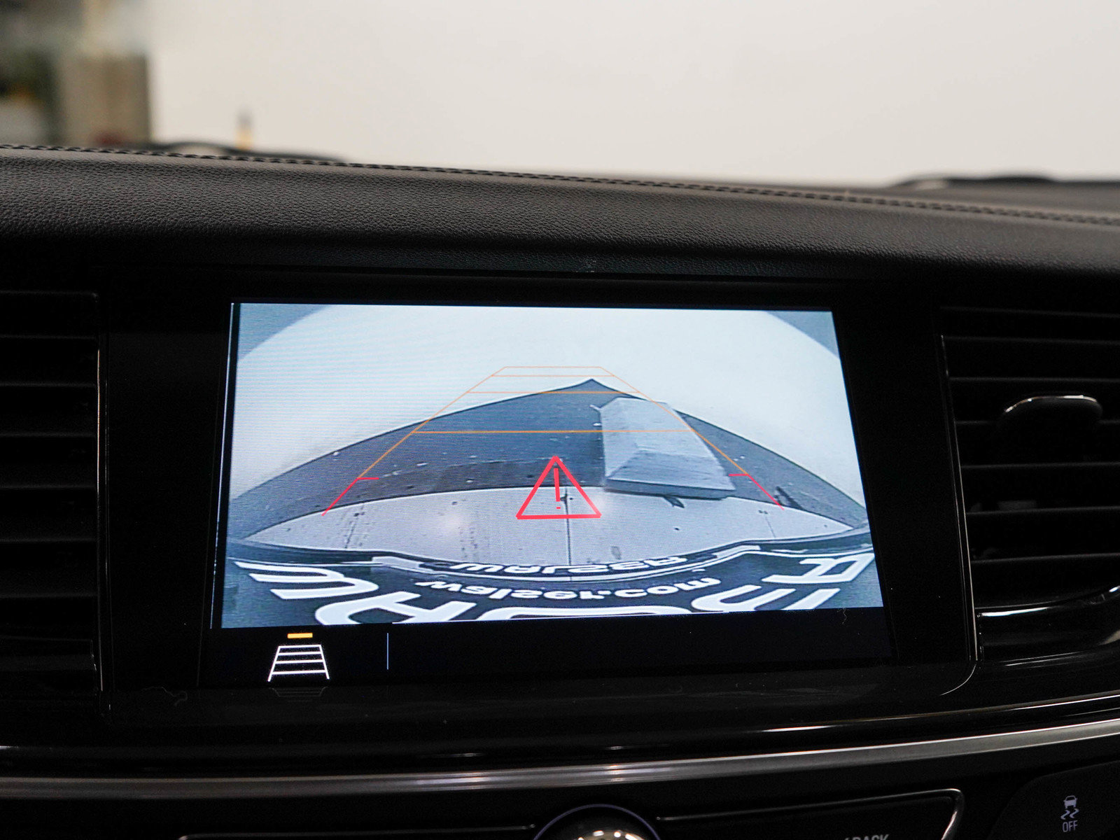 Used 2019 Buick Regal Avenir FWD image 27