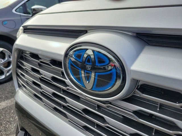 Used 2019 Toyota RAV4 XSE image 11