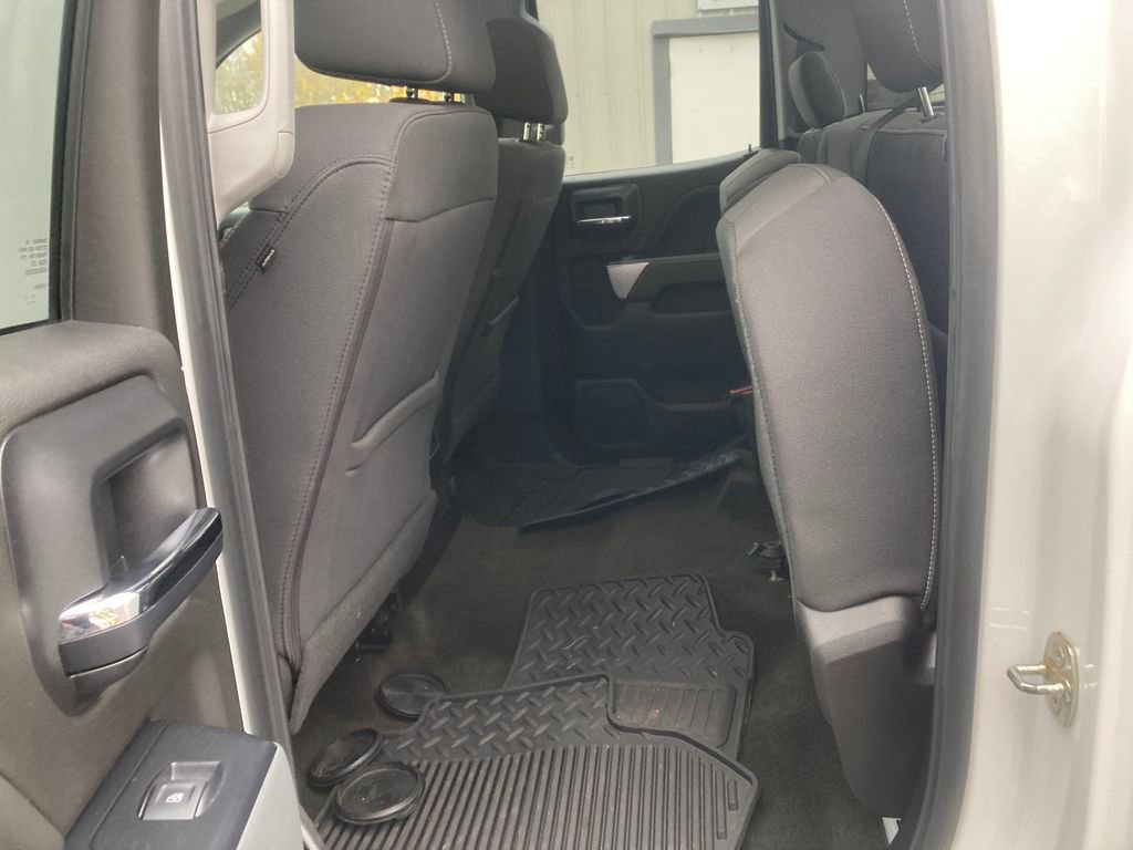 Used 2018 Chevrolet Silverado 1500 LT w/ All Star Edition image 29