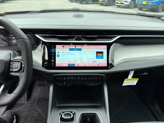 New 2026 Jeep Cherokee Laredo AWD/4WD image 21