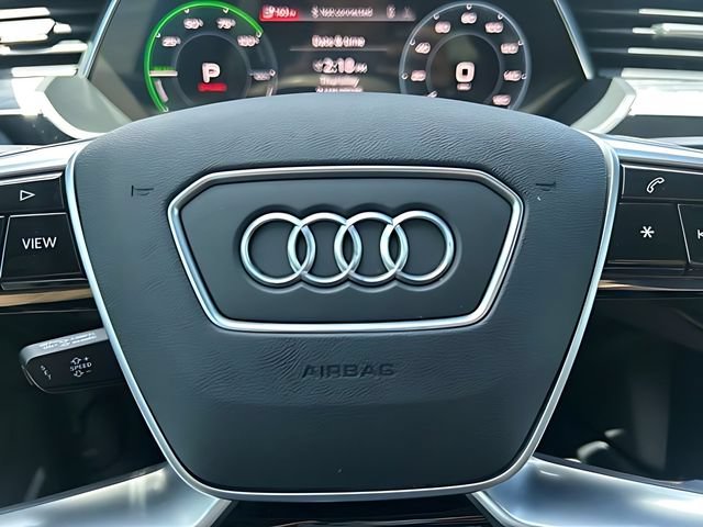 Used 2021 Audi e-tron Prestige w/ Prestige Package AWD/4WD image 27