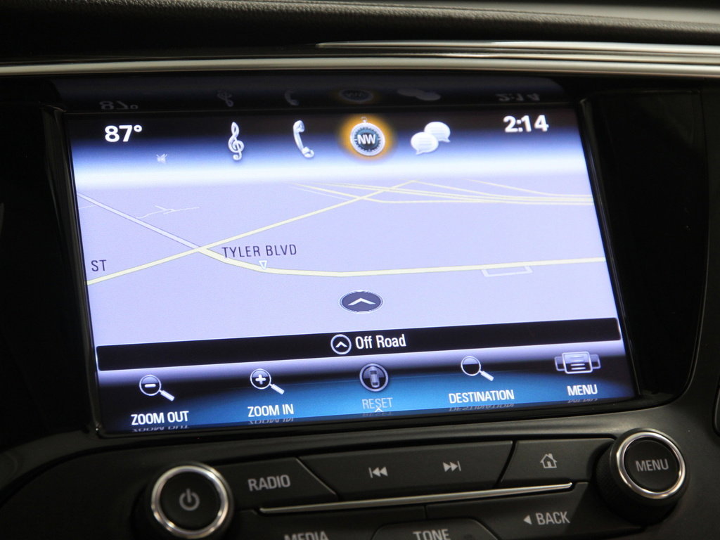 Used 2020 Buick Envision Premium w/ LPO, Active Package image 11