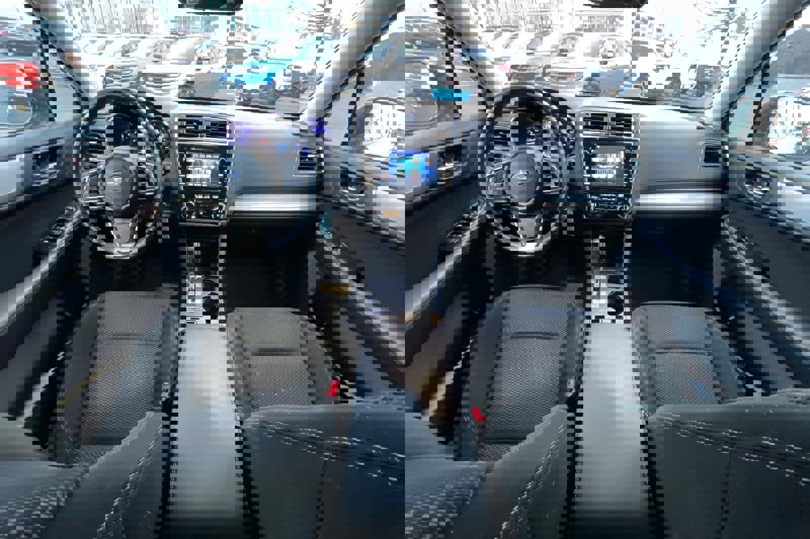 Used 2019 Subaru Outback 2.5i Premium image 3