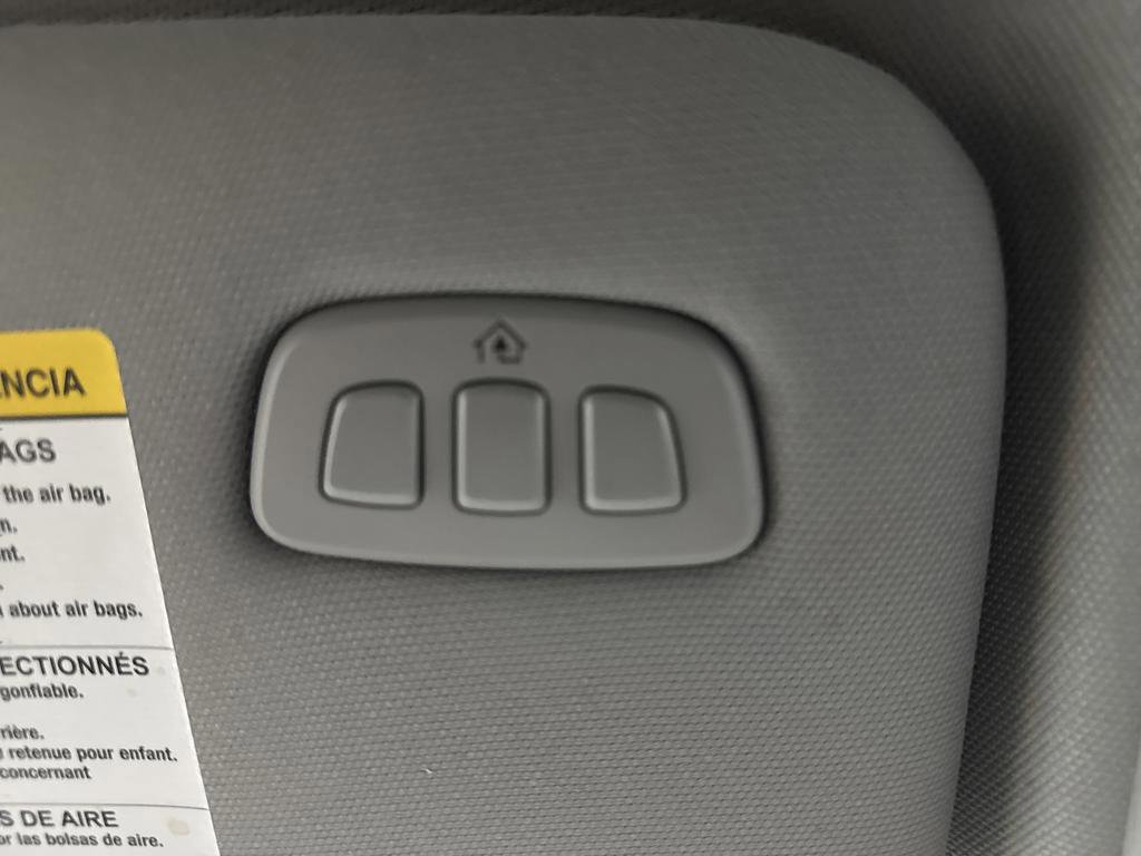 Used 2023 Ford Explorer Limited image 27