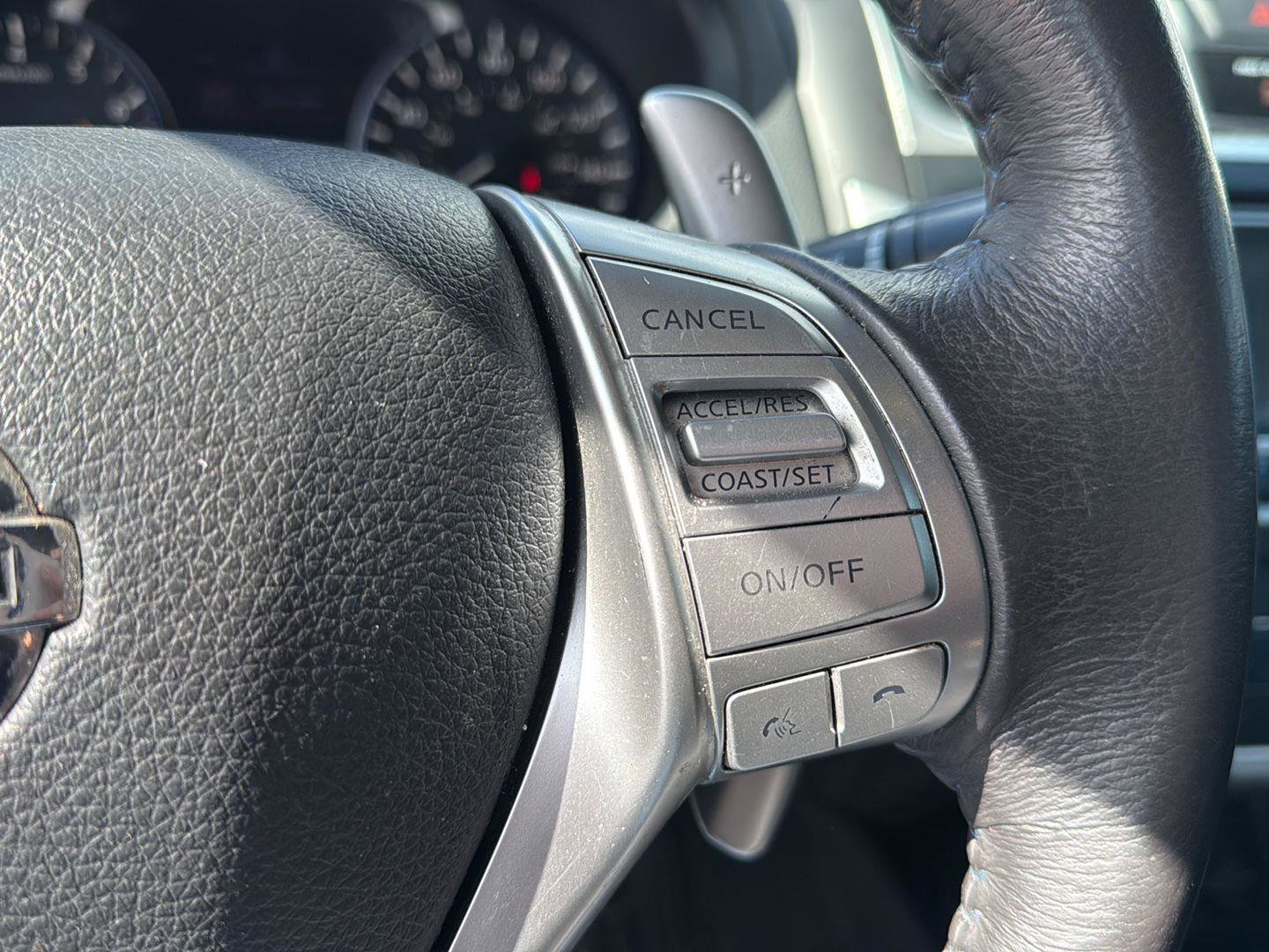 Used 2017 Nissan Altima 2.5 SR w/ Midnight Edition Package image 18