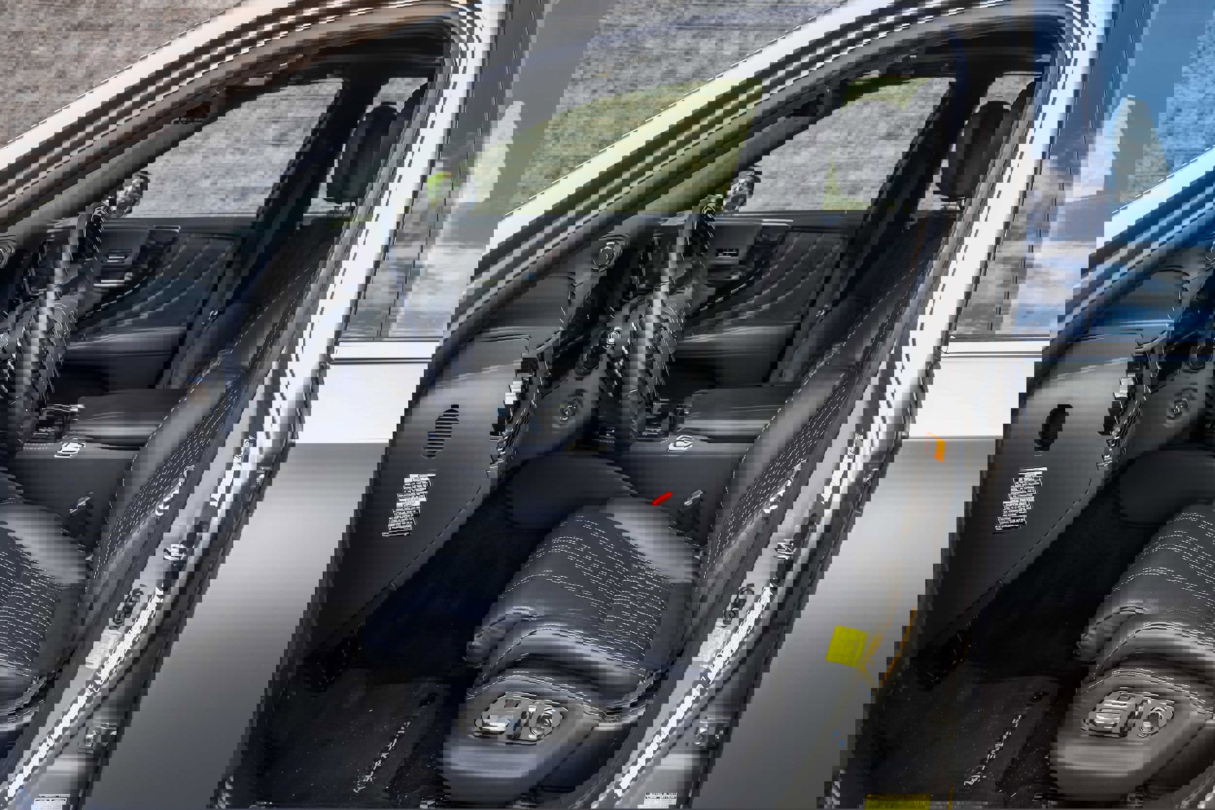 Used 2024 Lexus LS 500 AWD w/ Interior Upgrade Package image 24