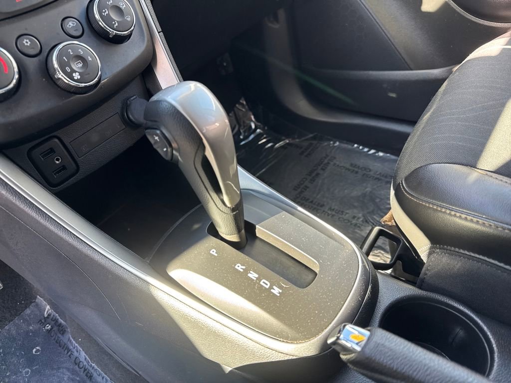 Used 2018 Chevrolet Trax LT w/ LT Convenience Package image 23