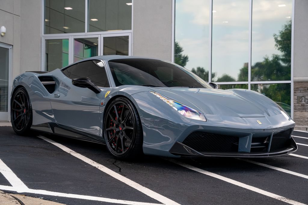 Used 2016 Ferrari 488 GTB RWD image 7