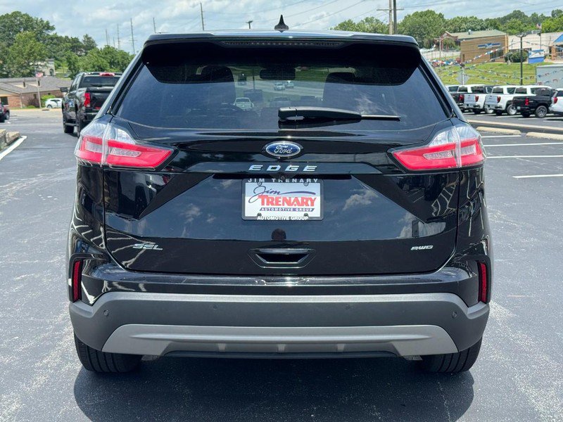 Used 2021 Ford Edge SEL w/ Cargo Accessory Package AWD/4WD image 4