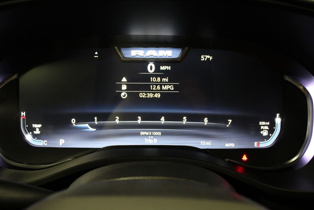 New 2026 RAM 1500 4x4 Crew Cab image 10