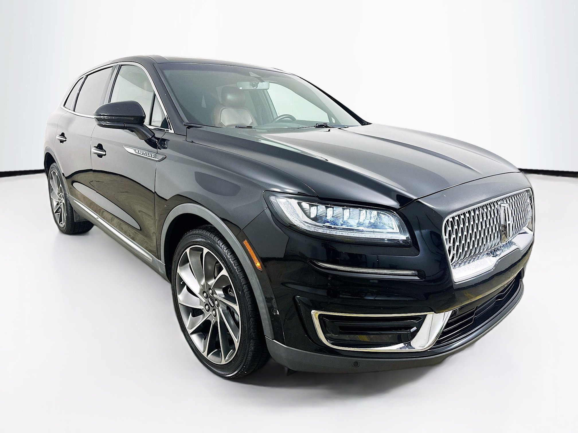 Used 2019 Lincoln Nautilus Reserve w/ Ultimate Package image 3