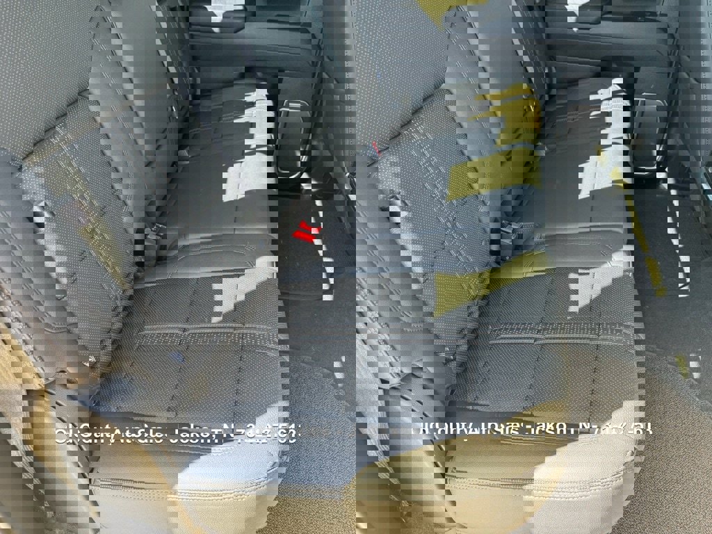 Used 2025 Chevrolet Silverado 2500 High Country w/ Midnight Edition image 42