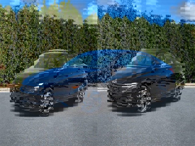 Certified 2025 Hyundai Elantra Limited
