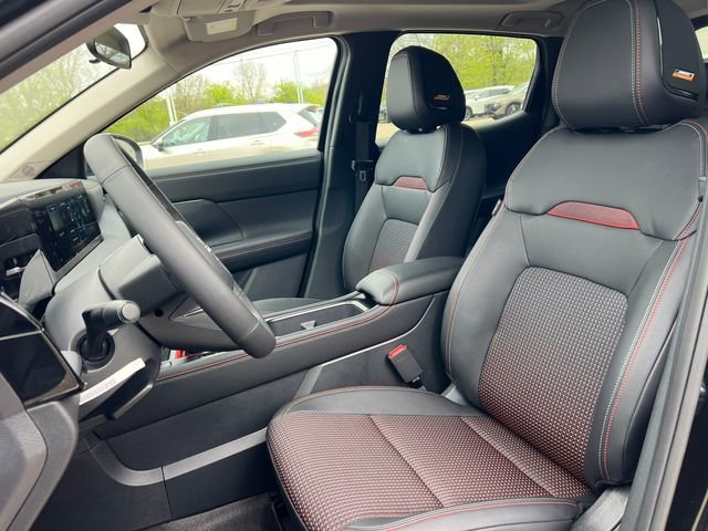 New 2026 Nissan Kicks SR w/ SR Premium Package AWD/4WD image 4