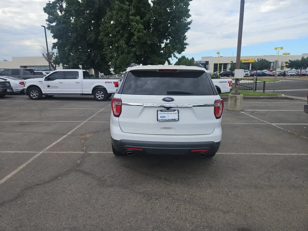 Used 2016 Ford Explorer FWD image 6