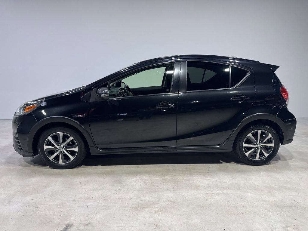 Used 2019 Toyota Prius C FWD image 4