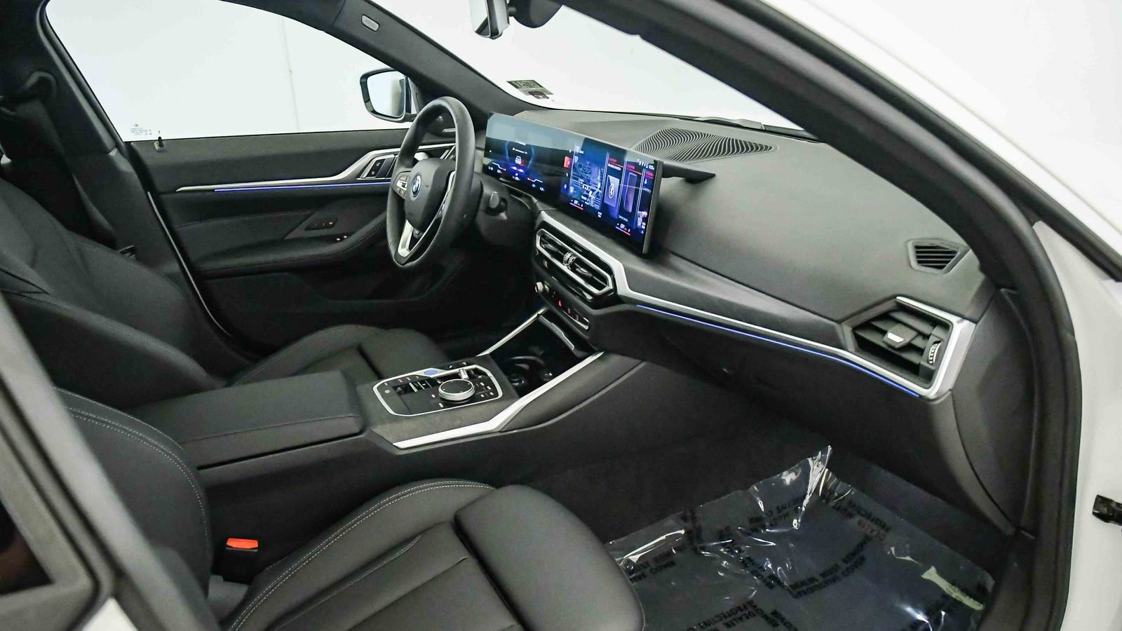 Certified 2023 BMW i4 eDrive40 w/ Premium Package RWD image 16