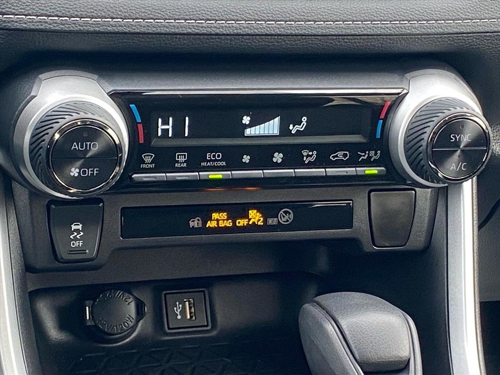 Used 2024 Toyota RAV4 XLE image 12