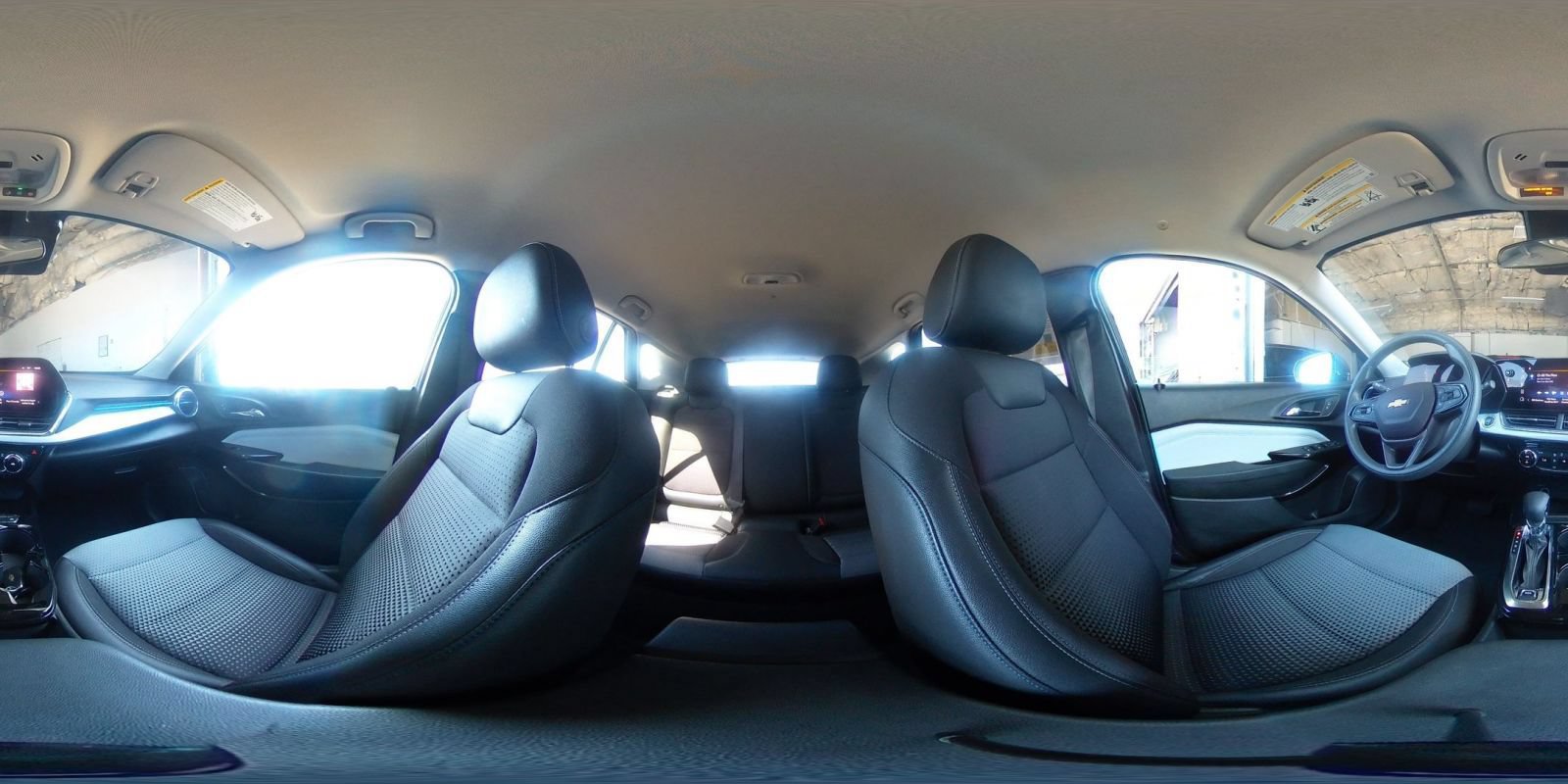 Used 2025 Chevrolet Trax LT FWD image 40