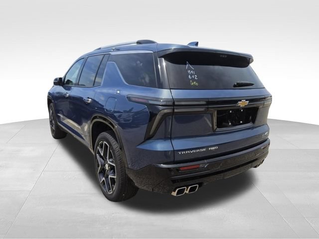 Used 2026 Chevrolet Traverse High Country w/ LPO, Floor Liner Package AWD/4WD image 4
