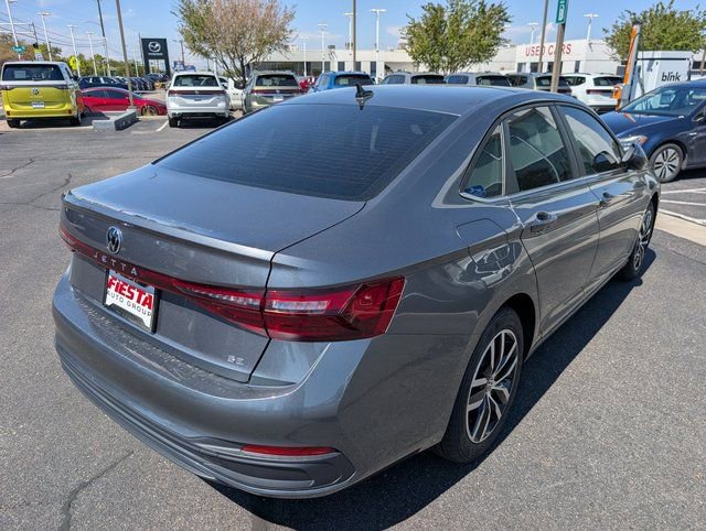 New 2025 Volkswagen Jetta SE image 5