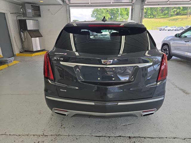 Used 2023 Cadillac XT5 Premium Luxury w/ Technology Package AWD/4WD image 4