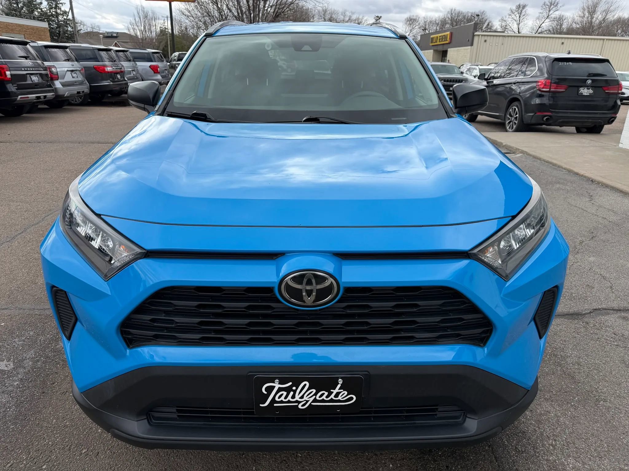 Used 2020 Toyota RAV4 LE w/ Carpet Mat Package image 3